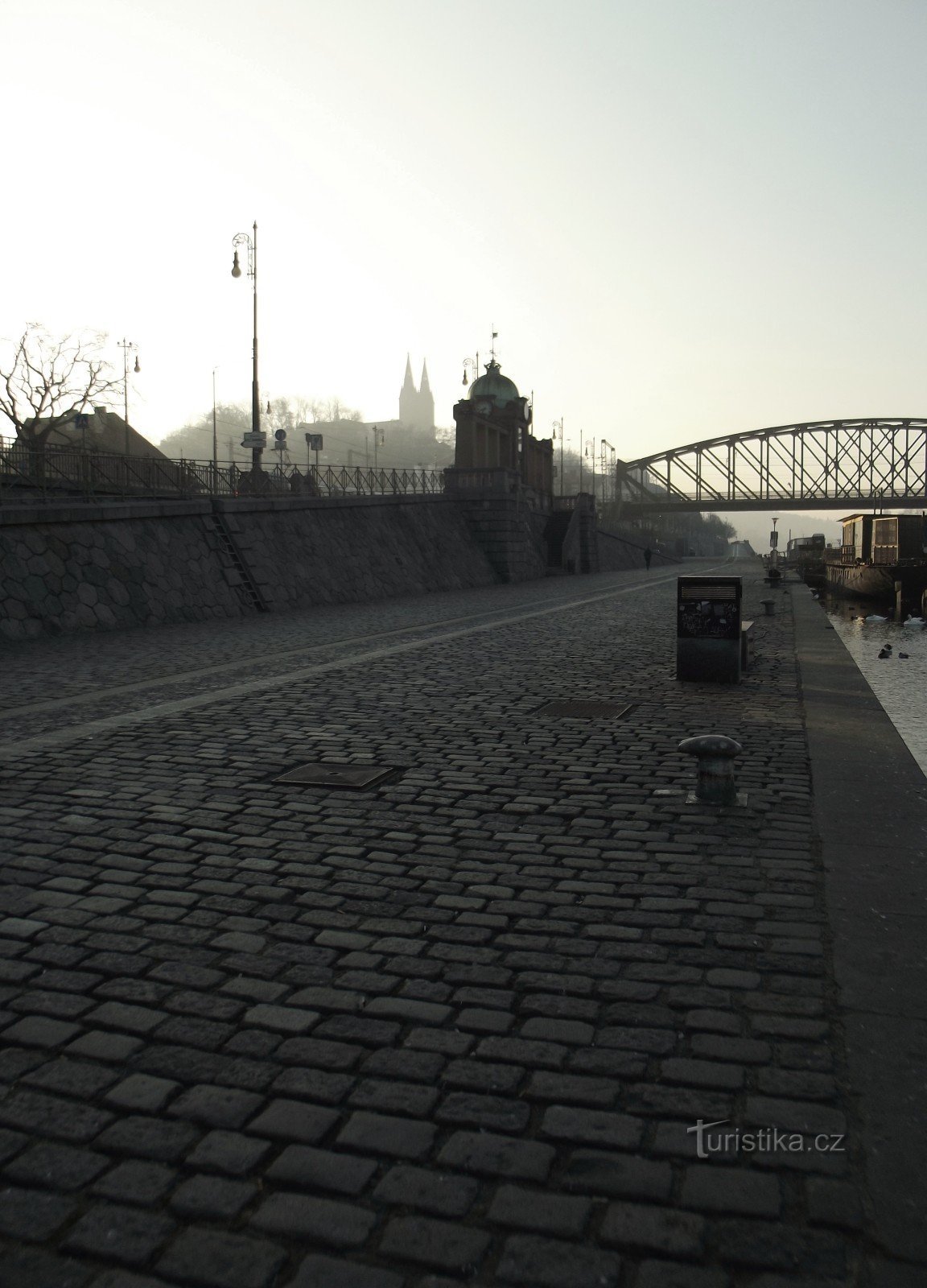 Quai de Prague - Quai de Rašín