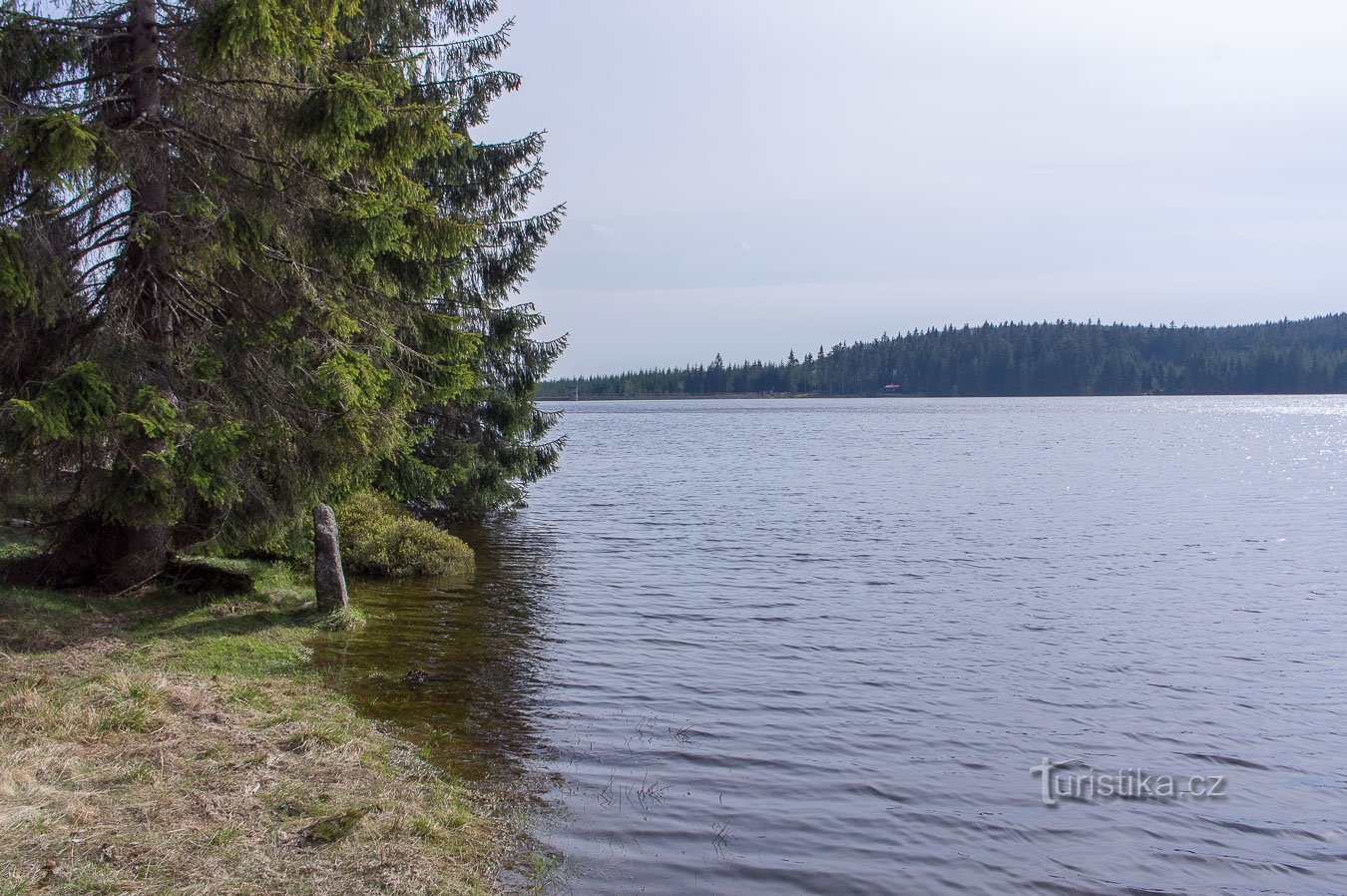 Réservoir de Černá Nisa - Monument de Johne