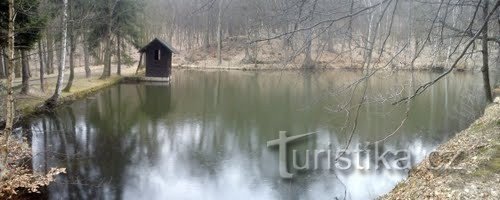 Barragem na reserva natural de Červený hrádek