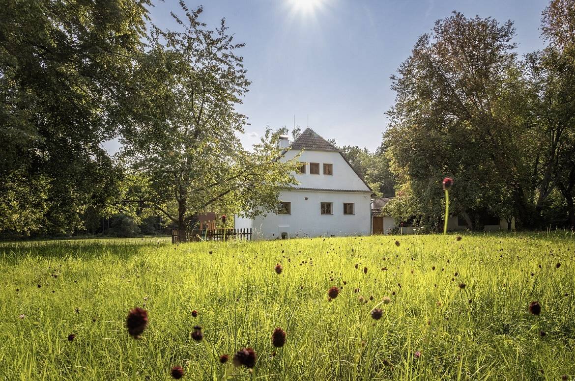 Prelátská hájnice