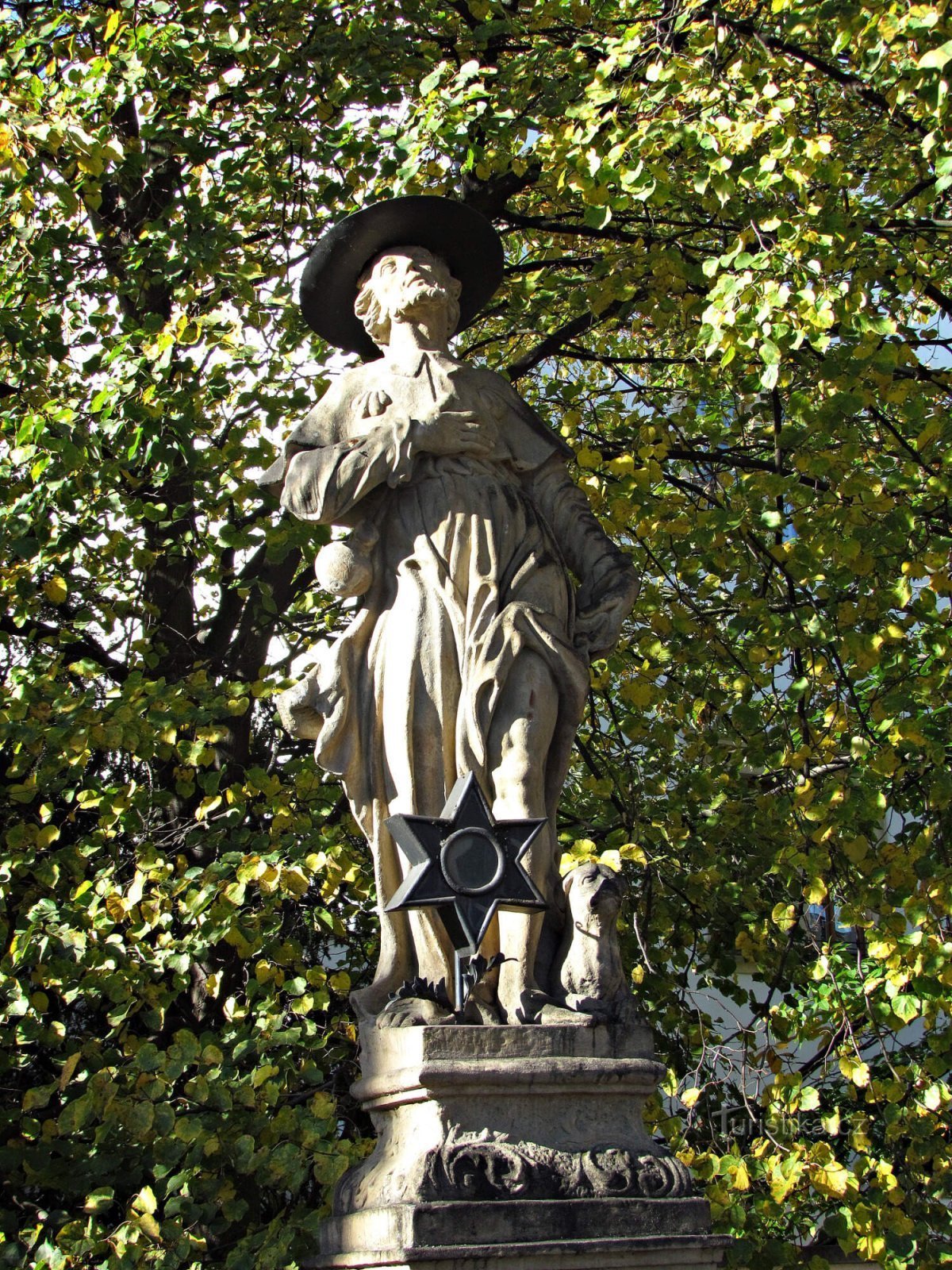 La statue Přerov de Saint Roch