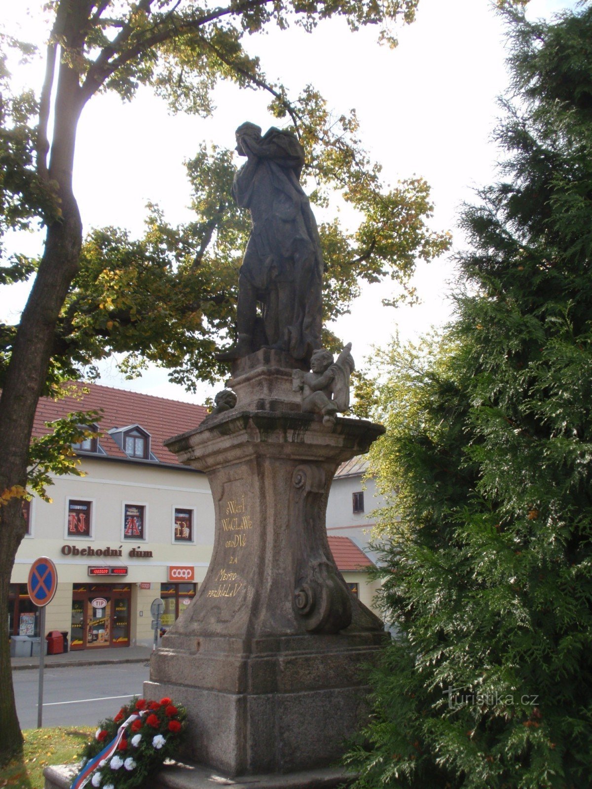 Přibyslav-statuia Sf. Wenceslas