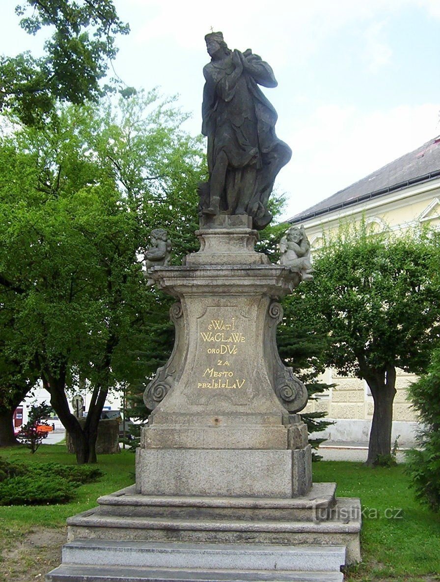 Přibyslav-statue af St. Wenceslaus-Foto: Ulrych Mir.