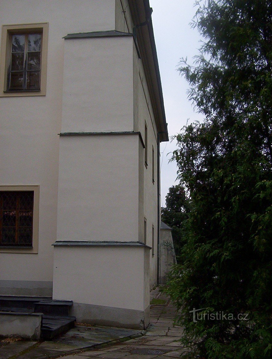 Přibyslav-slot-sydvest-facade-Foto: Ulrych Mir.
