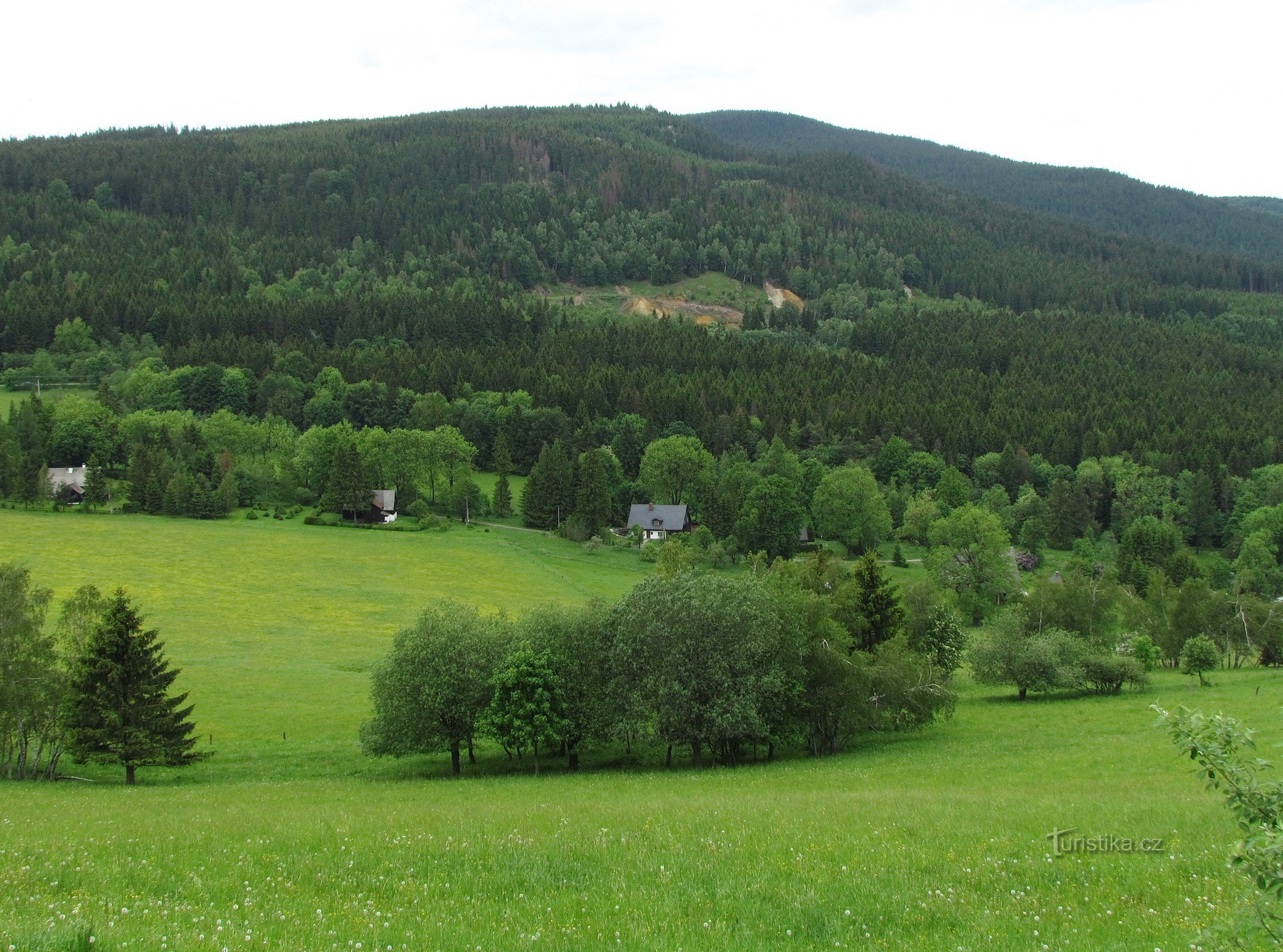 Poprečno brdo – vlastiti vrh