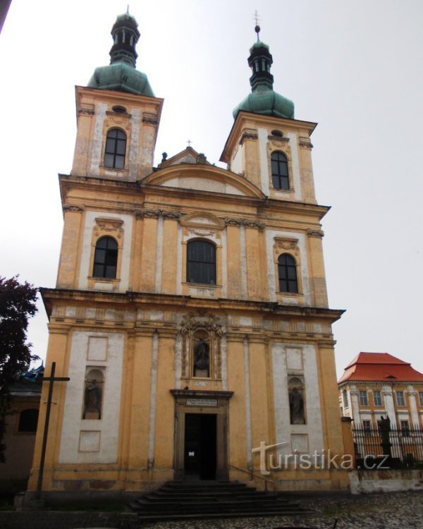 façade de l'église