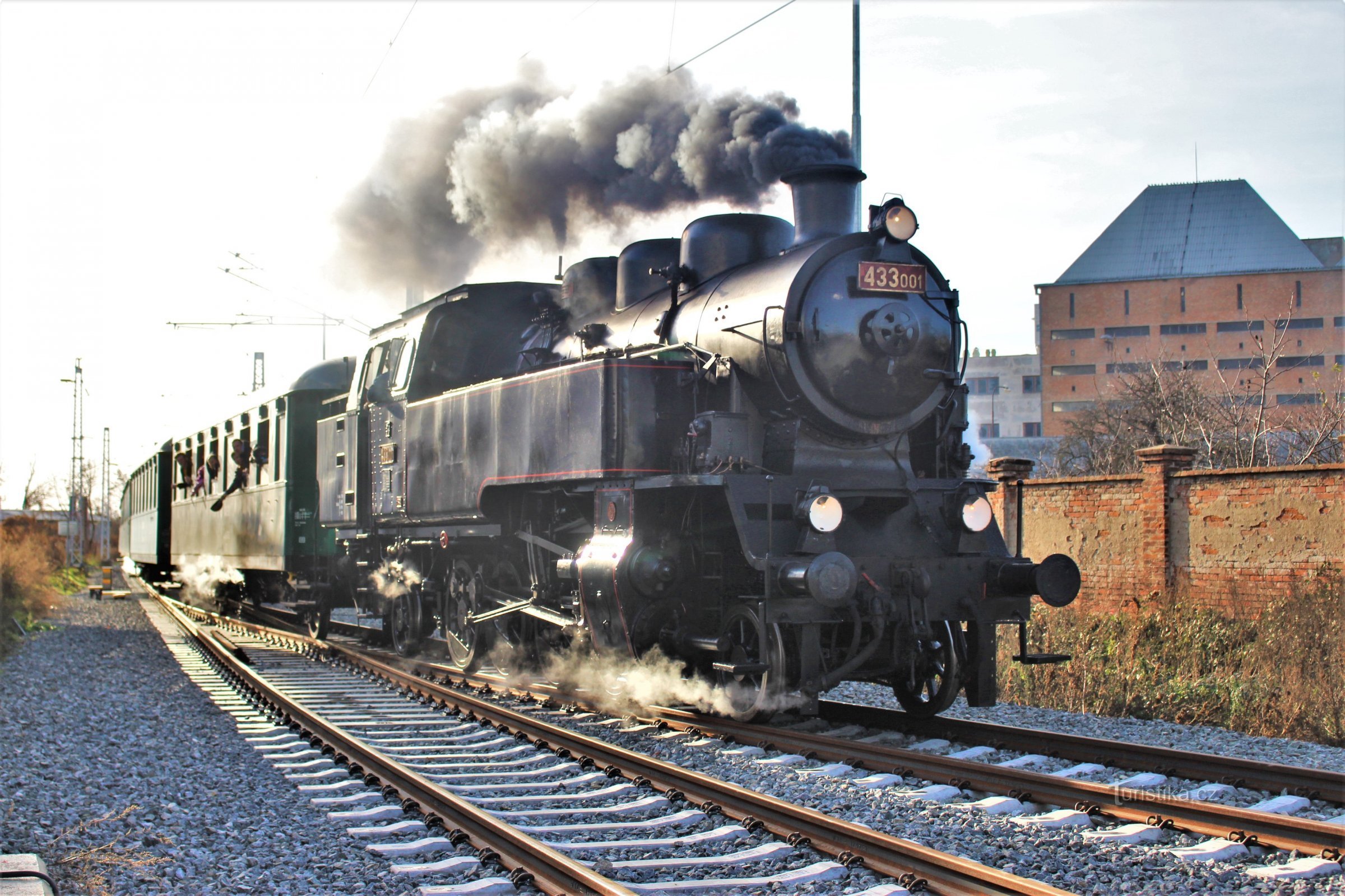 Aankomst van de historische trein Skaličák in Židlochovice