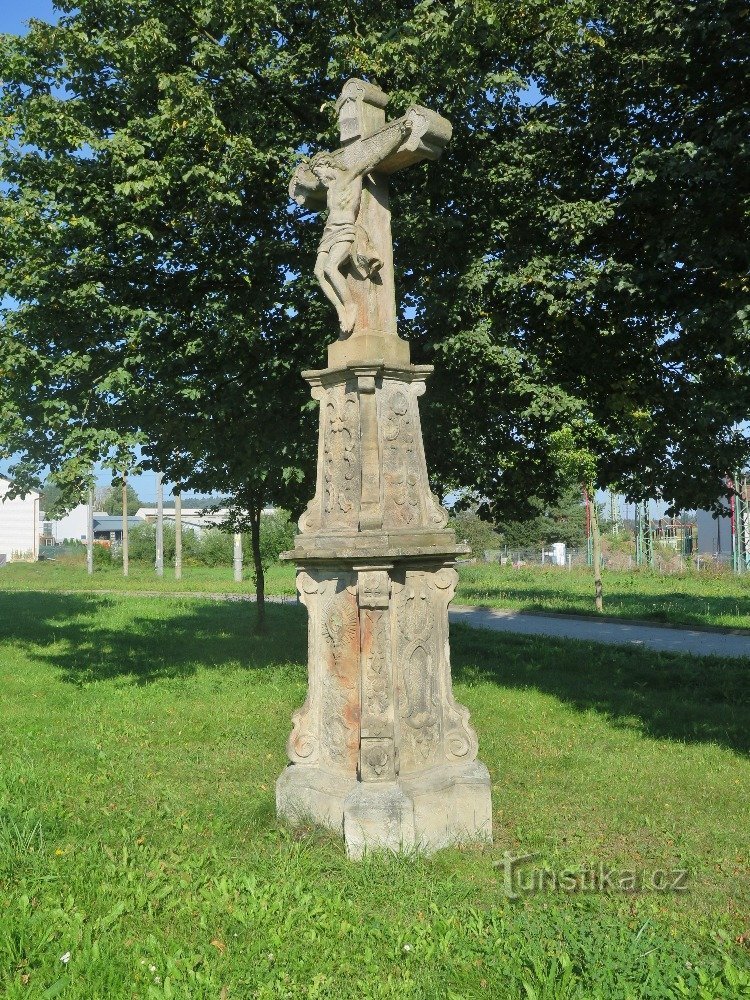 arrival cross