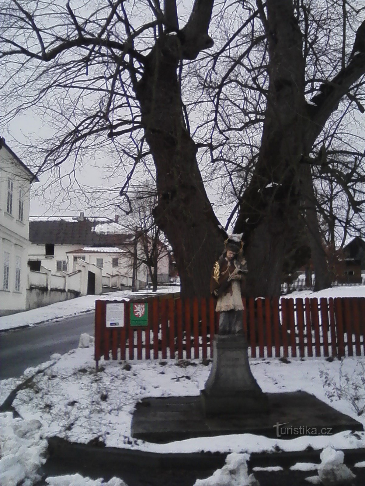 Repere naturale și culturale.