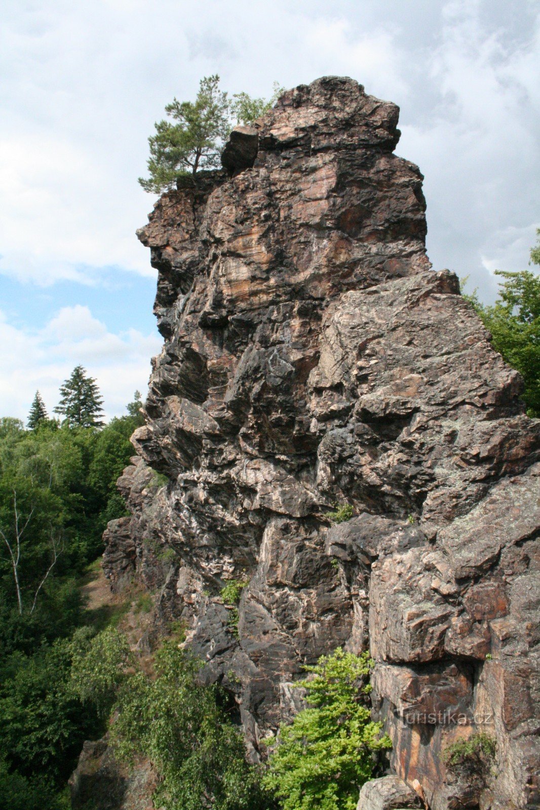 Monument naturel Černolická skály