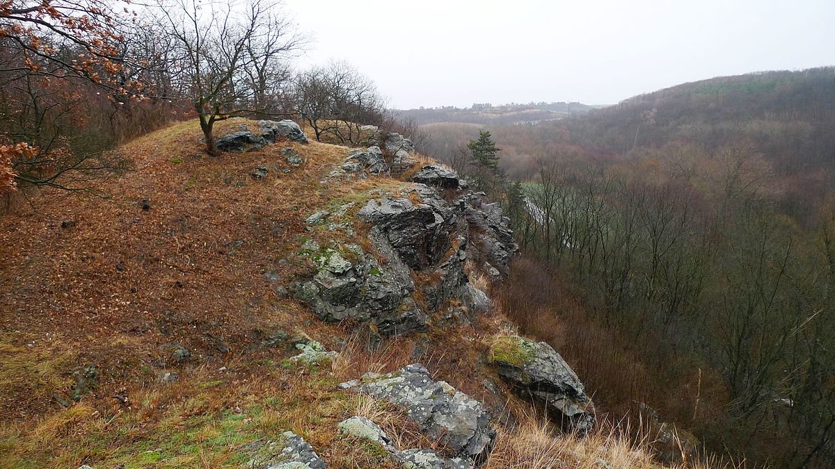 Monumentul naturii Minická skála