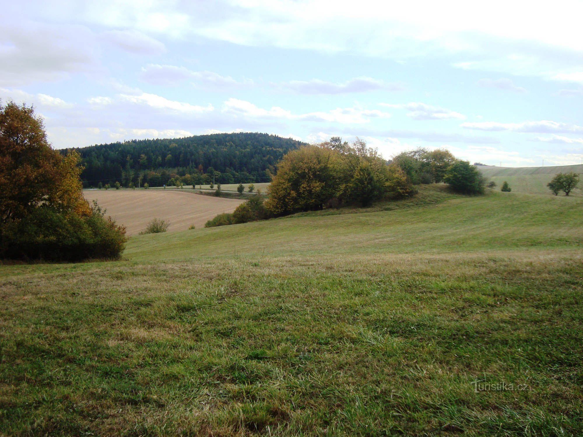 Nature reserve Prűchodnice-landscape near the reserve-access road-Photo: Ulrych Mir.