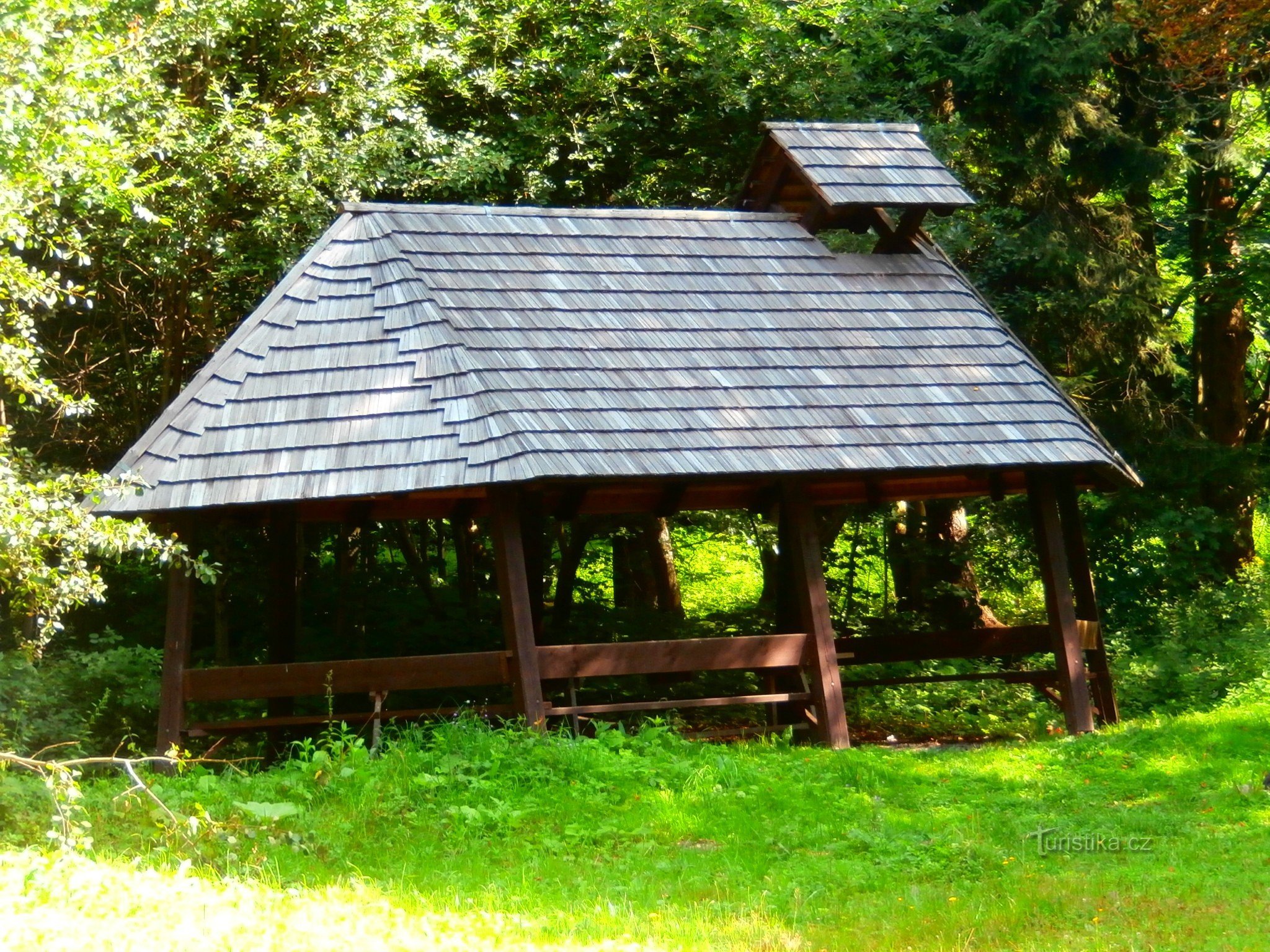 Unterschlupf etwa auf halber Strecke