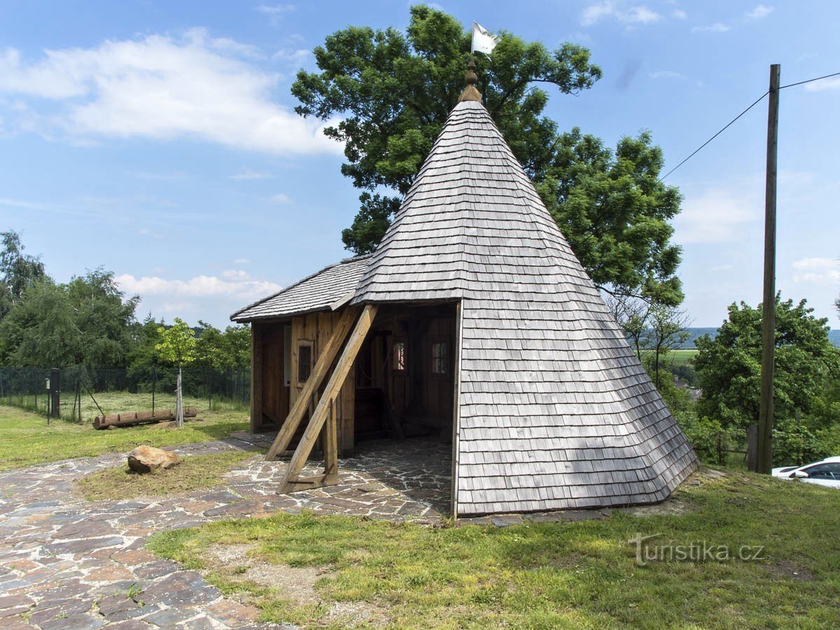 Shed with zhentour