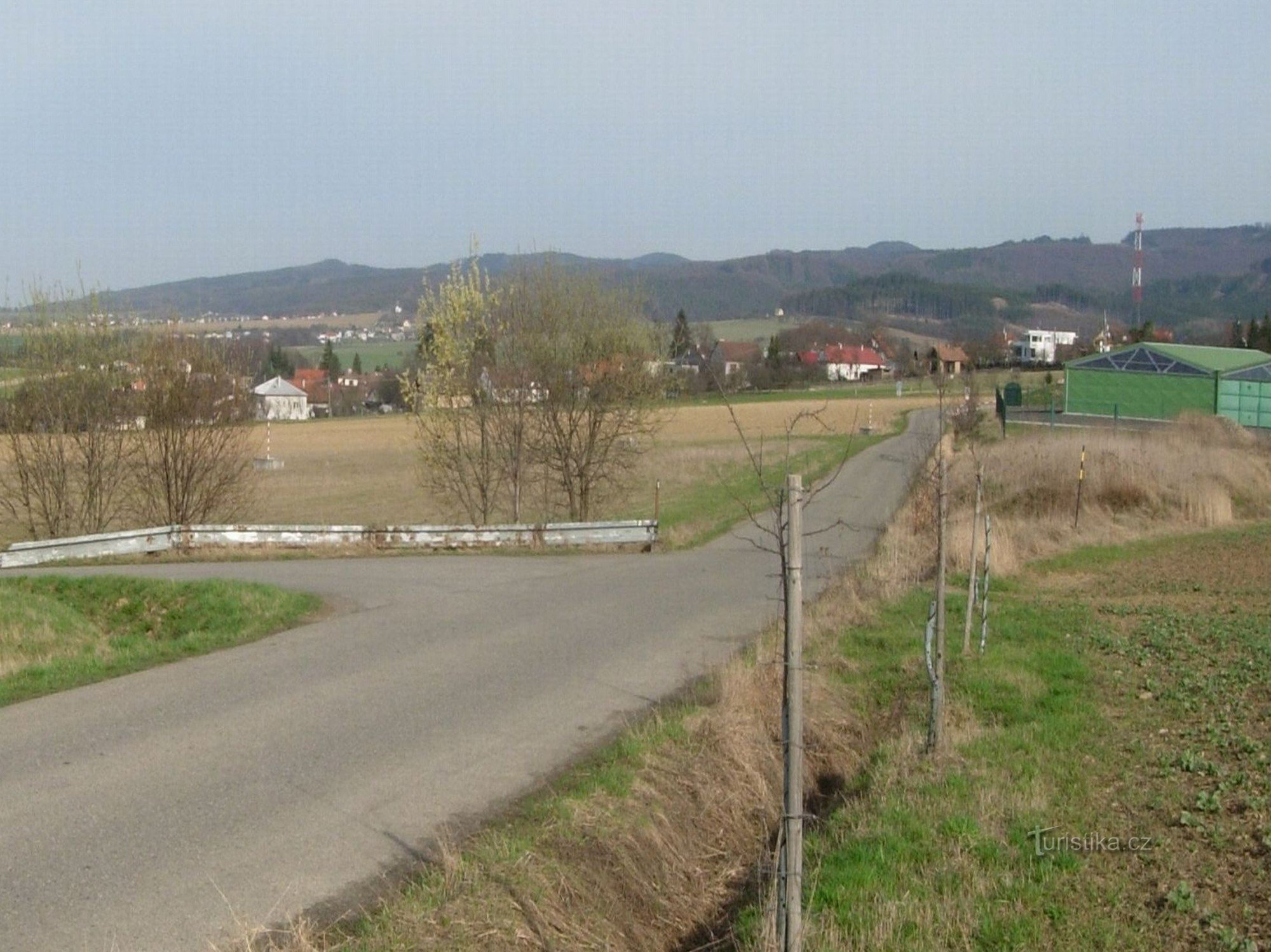 Access to the airport from ZD