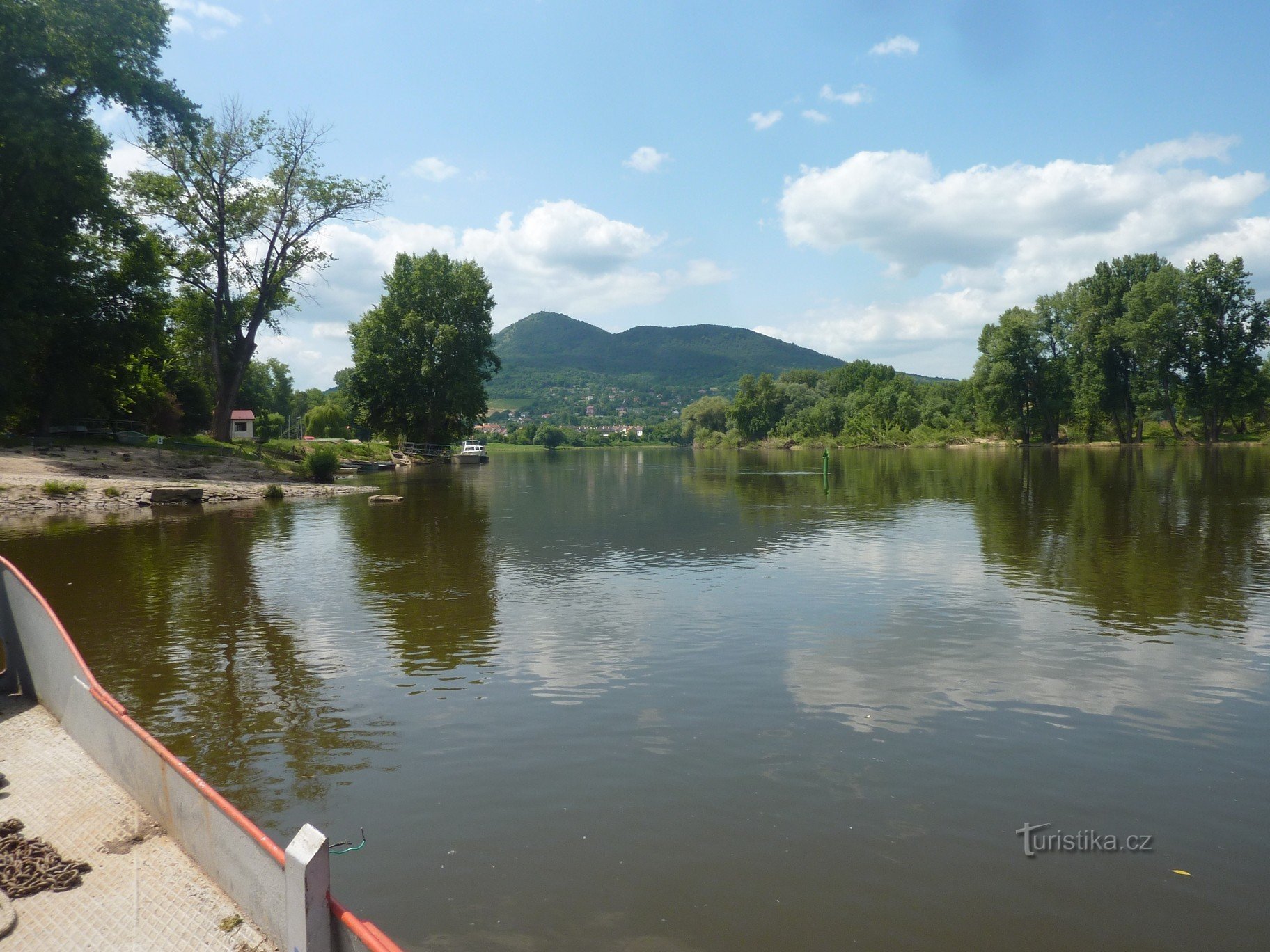 Ferry Lovosice / Píšťany