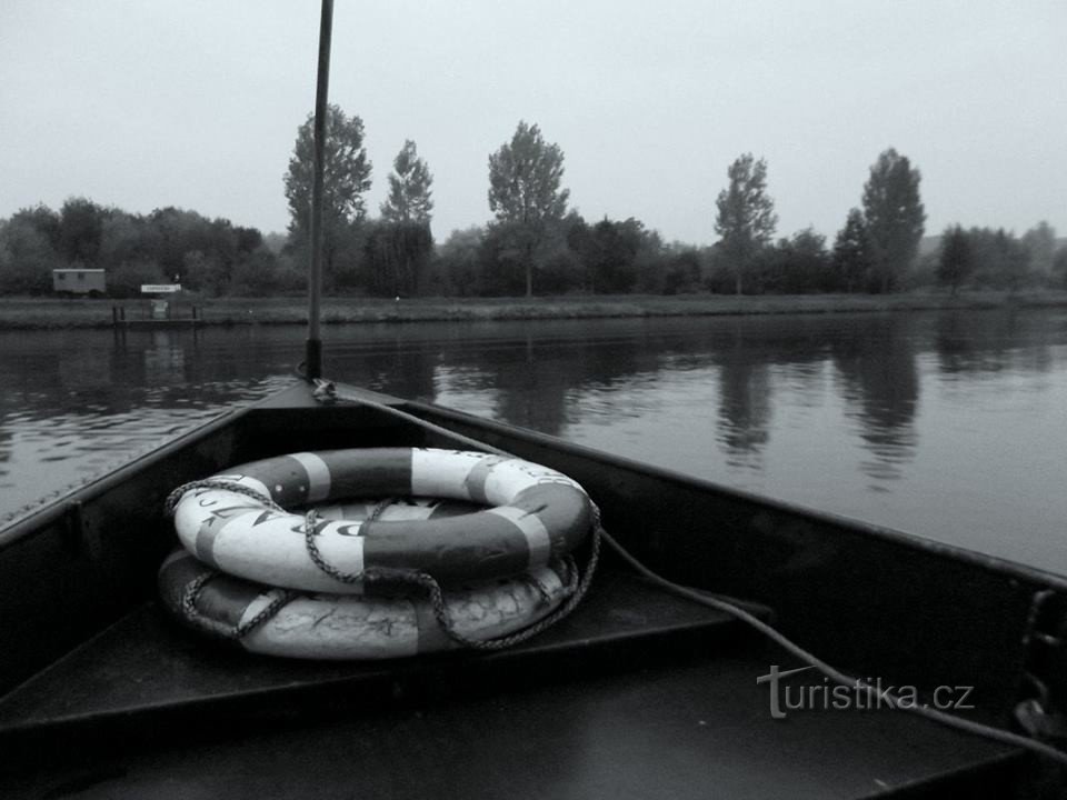 Ferry de Nádraží Modřany - Lahovičky