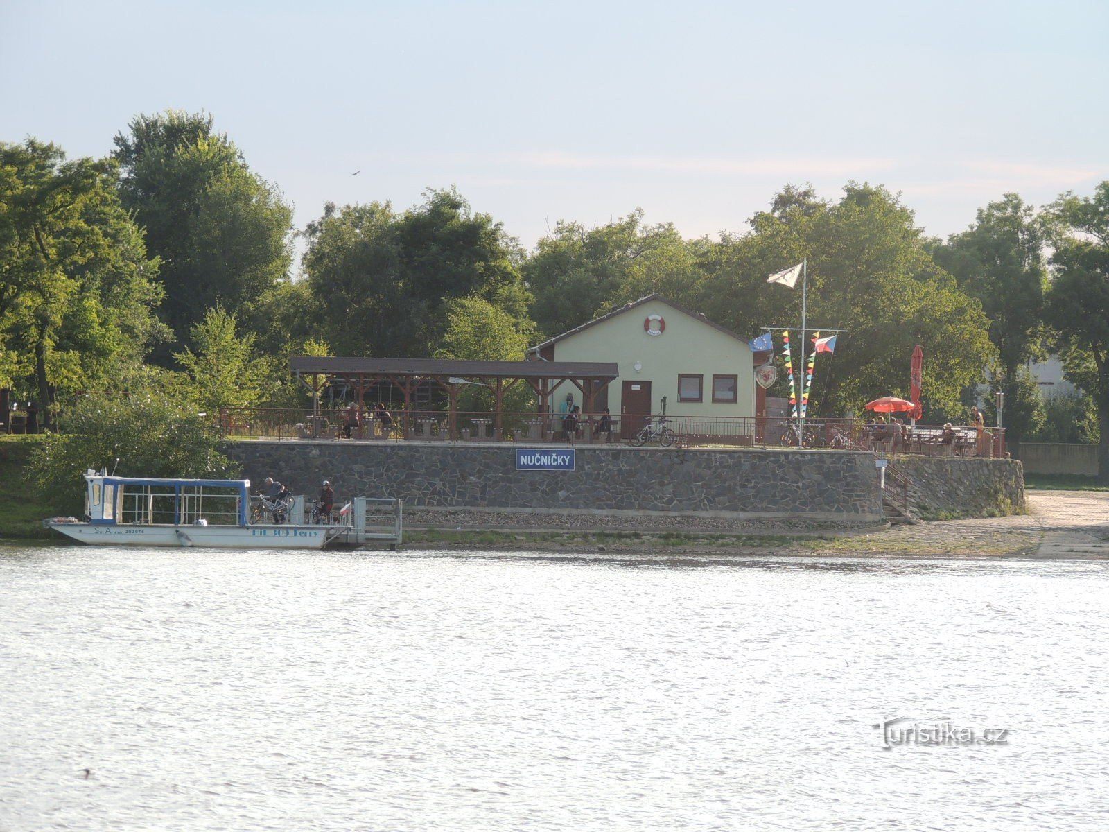 Livrarea Nučnice / Nučnice