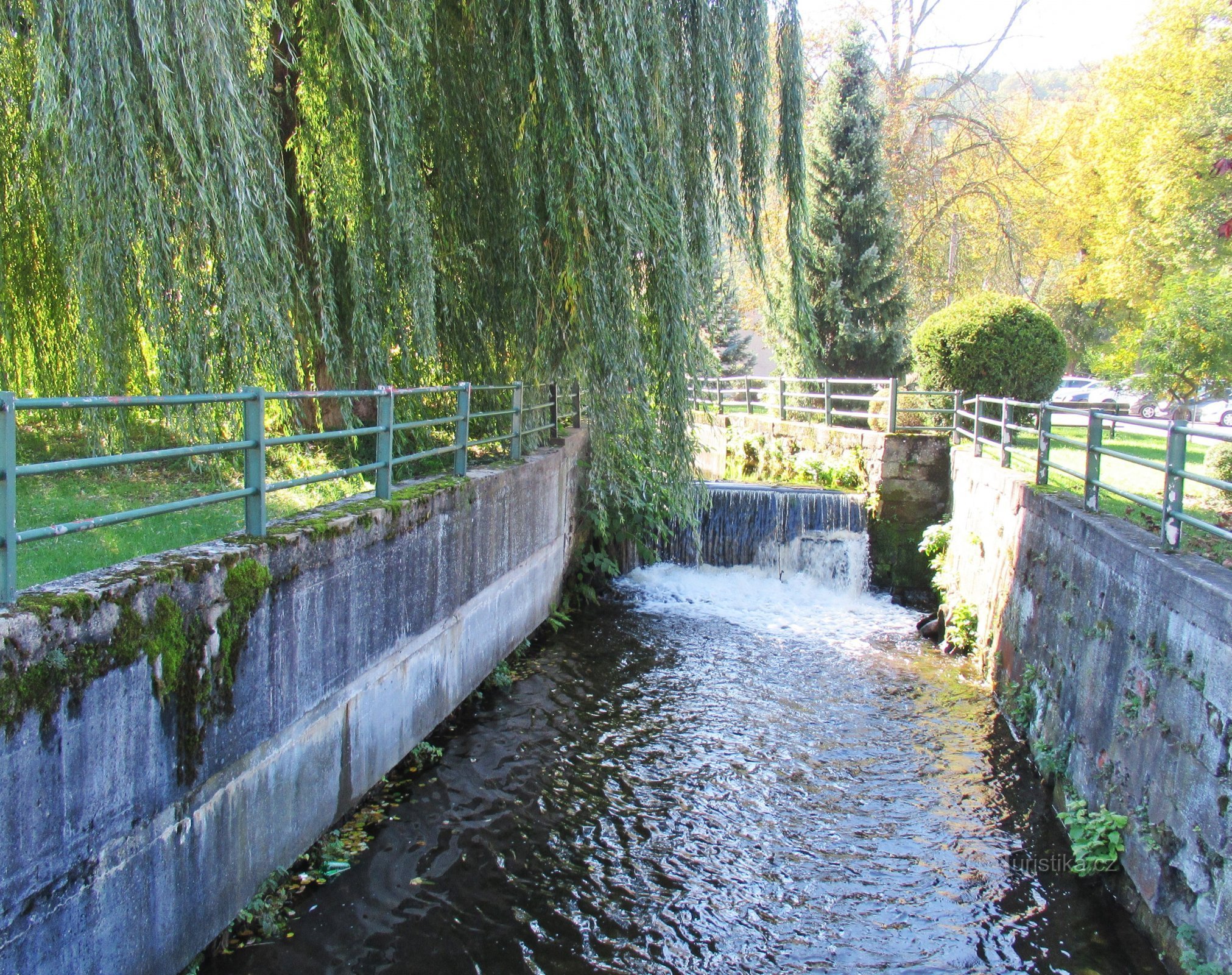 Une promenade dans la ville de Potštejn à Podorlick