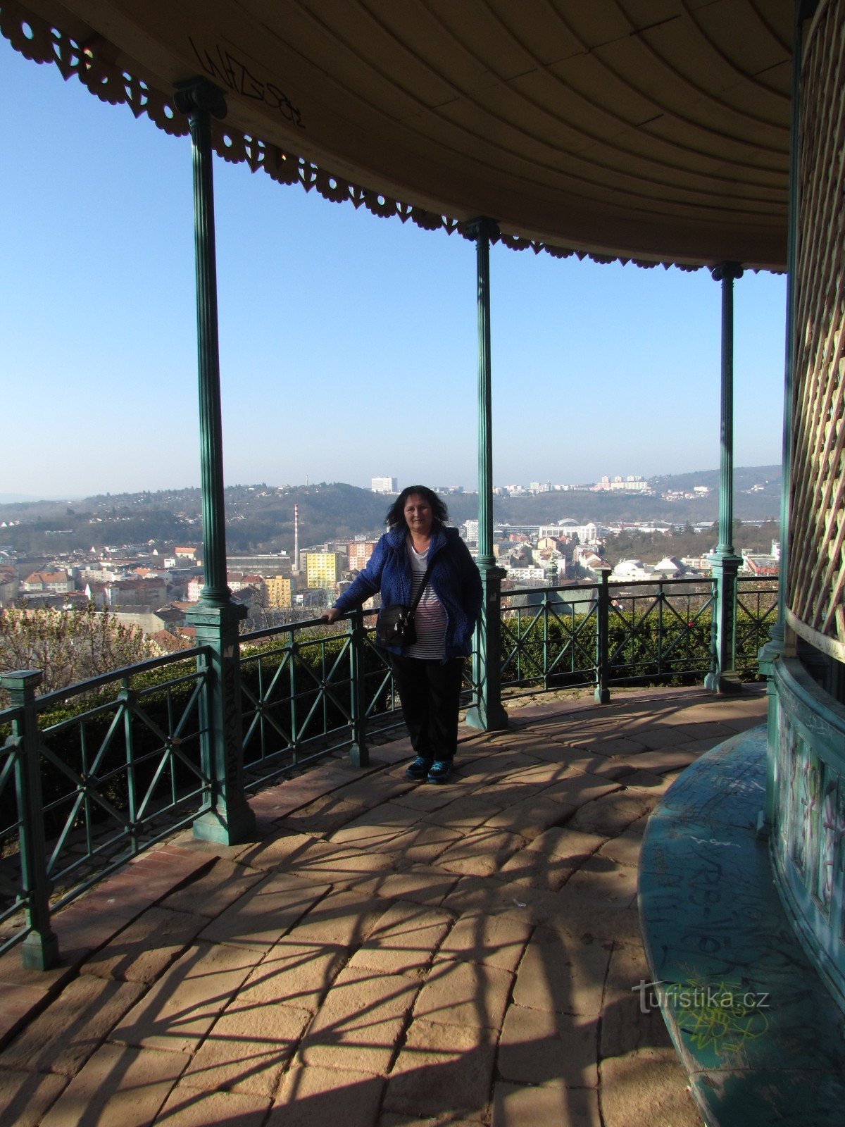 O plimbare prin parcul orașului Špilberk din Brno