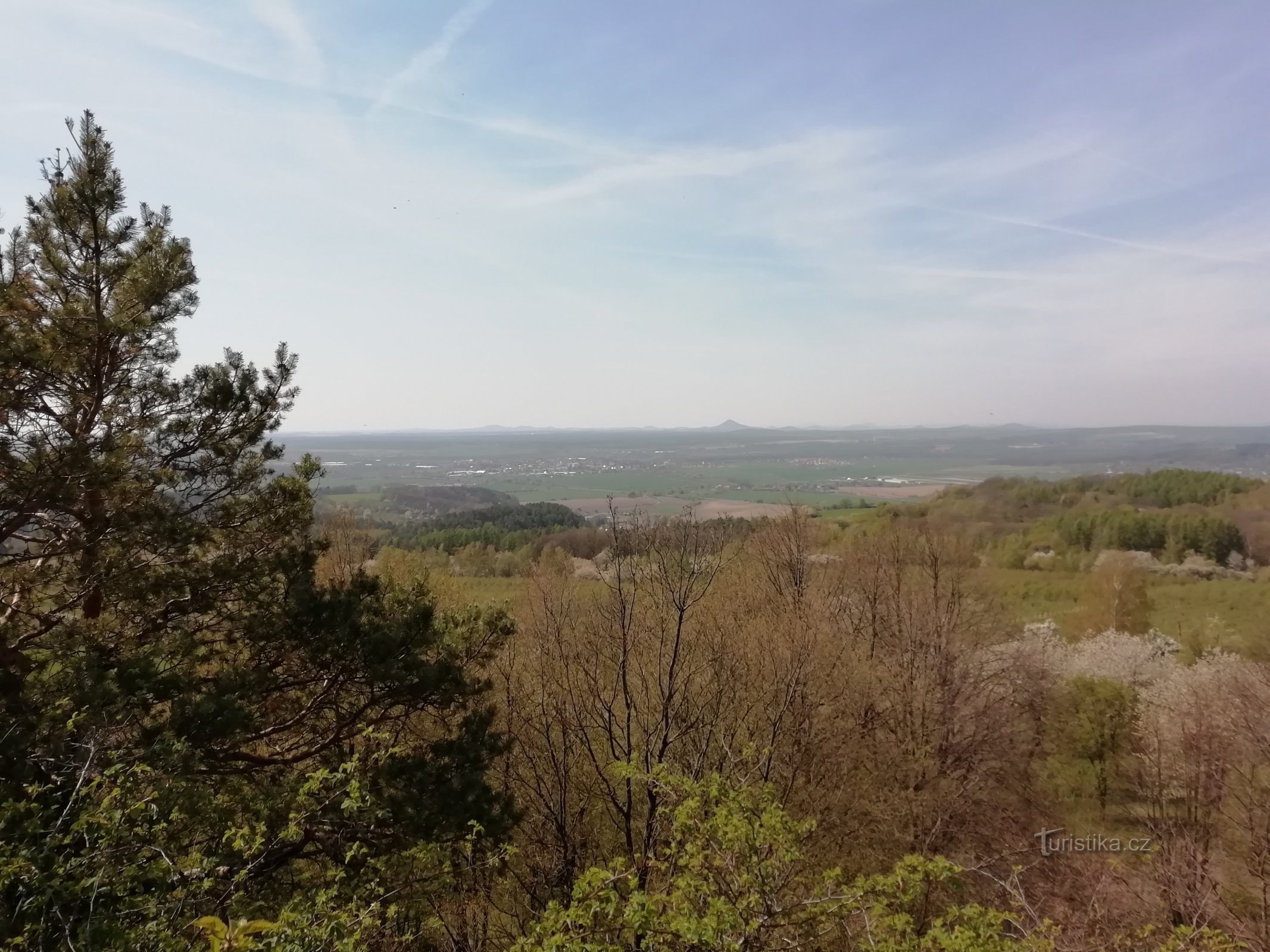 A walk to Mužský hill is not only for men