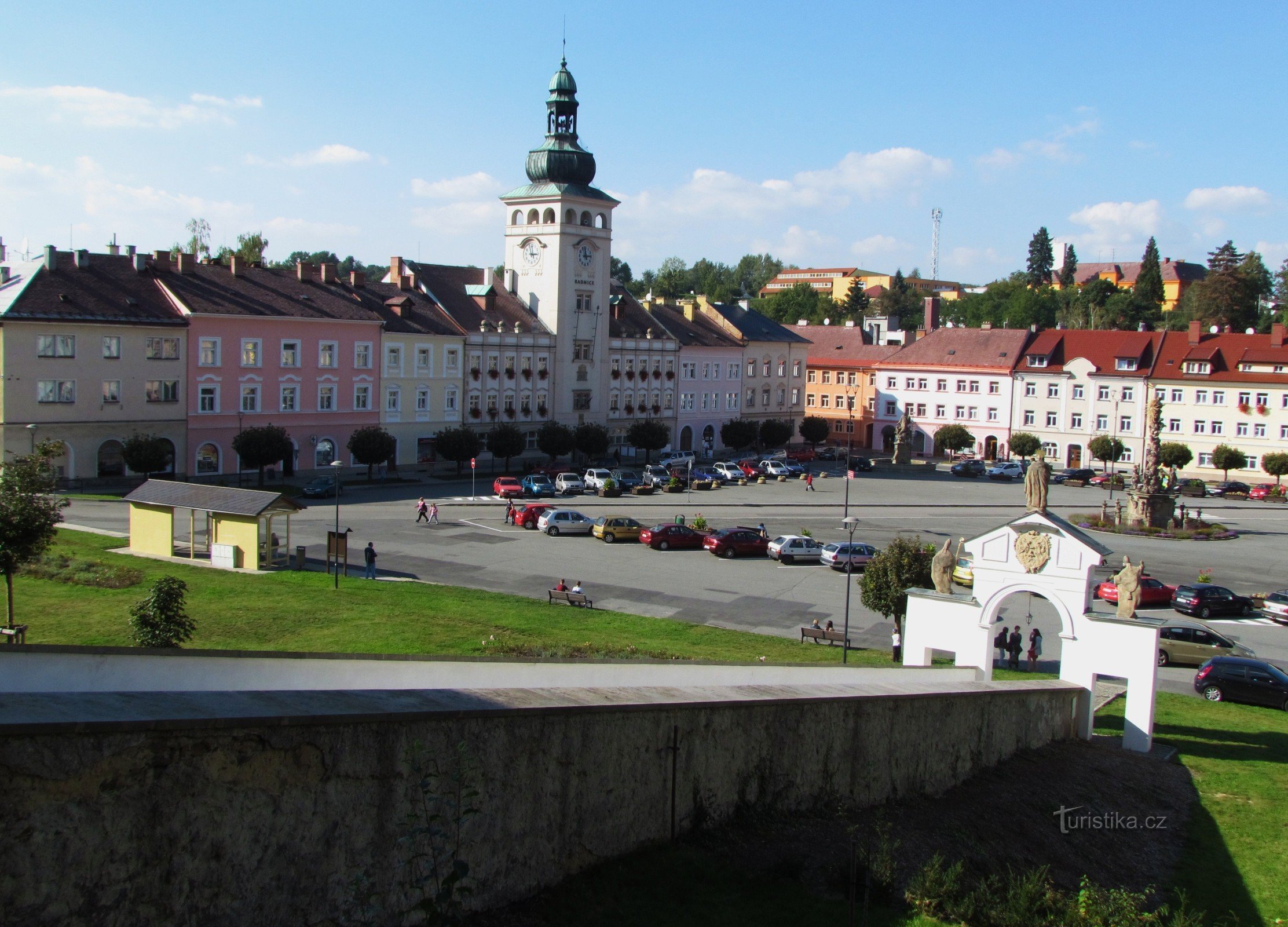 A walk through JA Komenský square in Fulnek