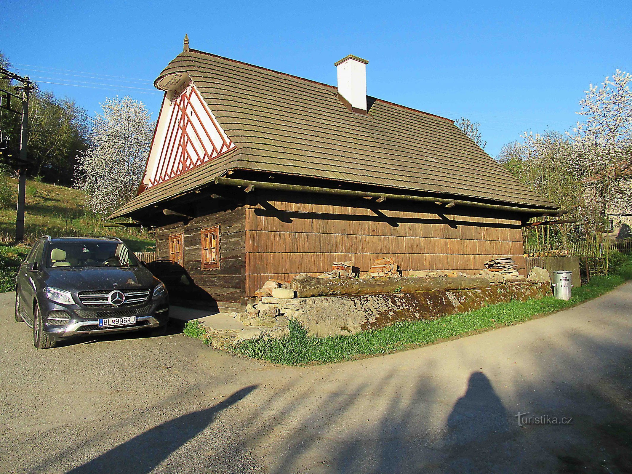 En promenad genom byarna Seninka i Valakiet