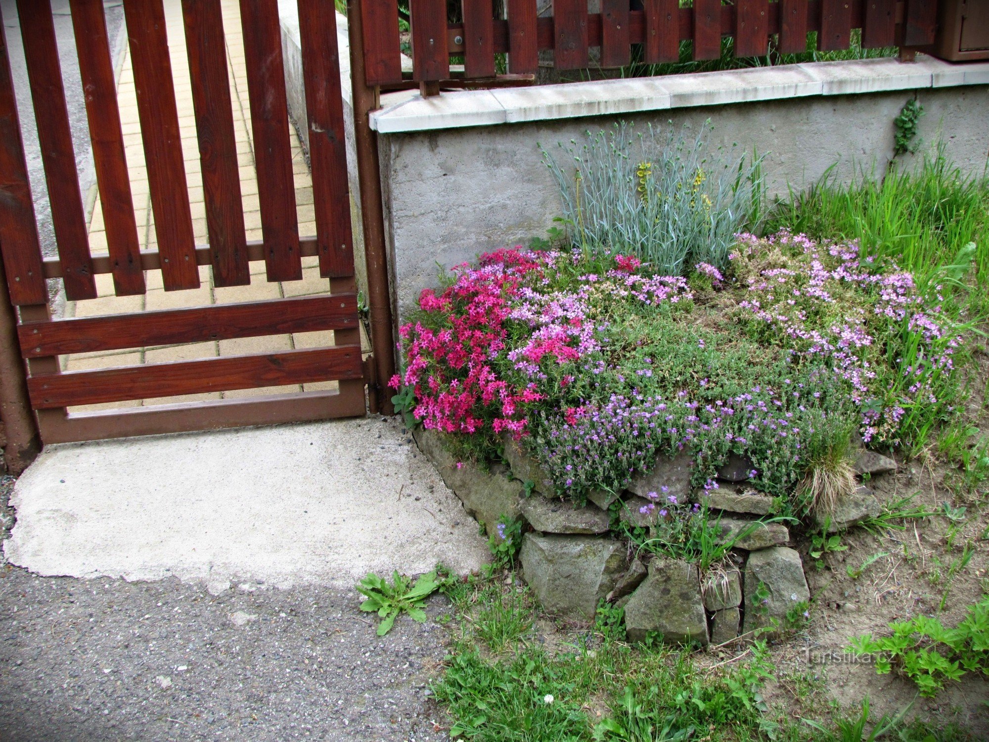 Spaziergang durch das walachische Dorf Pozděchov