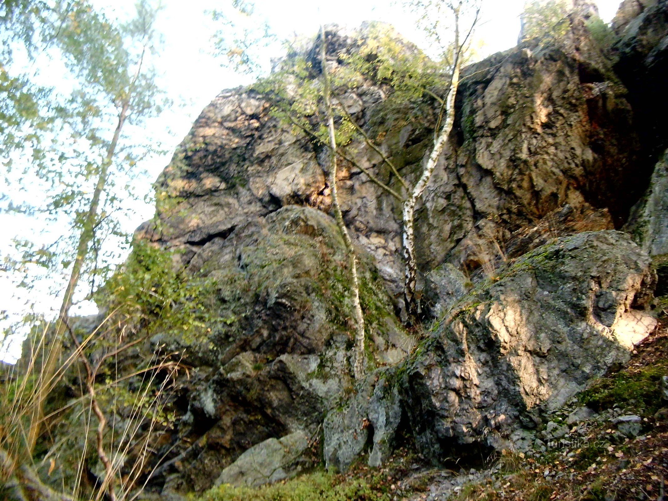 O plimbare de la Zdice la Hudlice sau la Josef Jungmann, St. Thomas și o stâncă interesantă