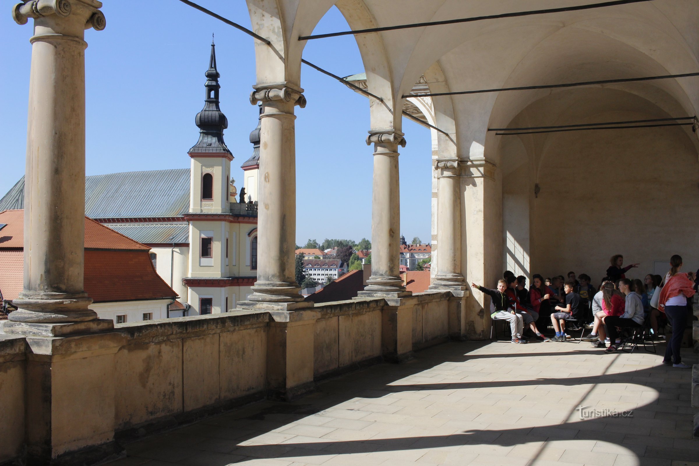 programa Arquitetura barroca e renascentista de uma perspectiva diferente, outros programas em www.skolanazamku.cz