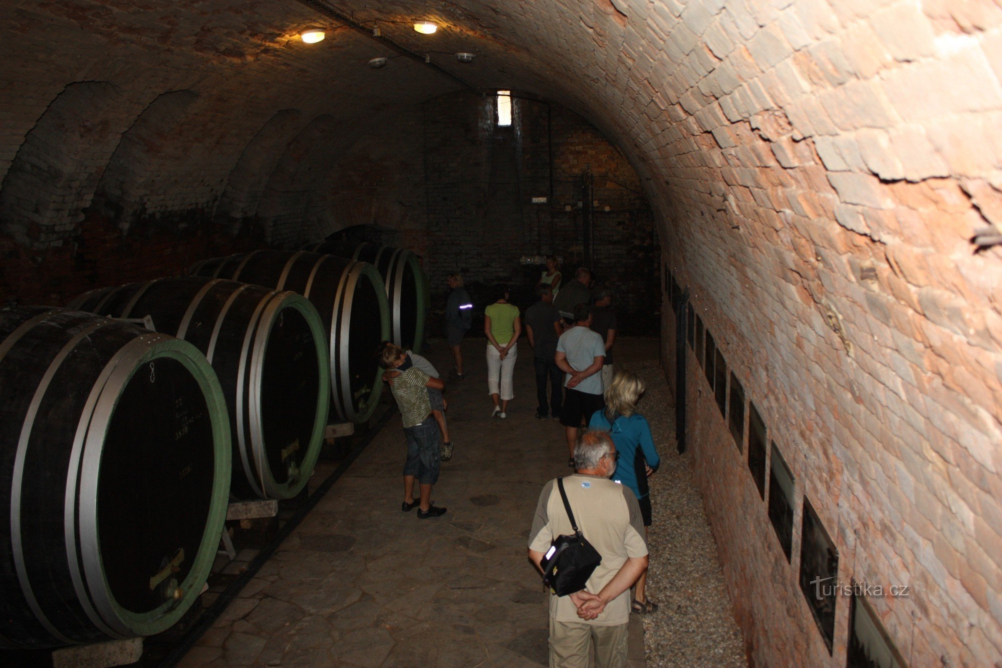 Visite des caves du château à Bzenec