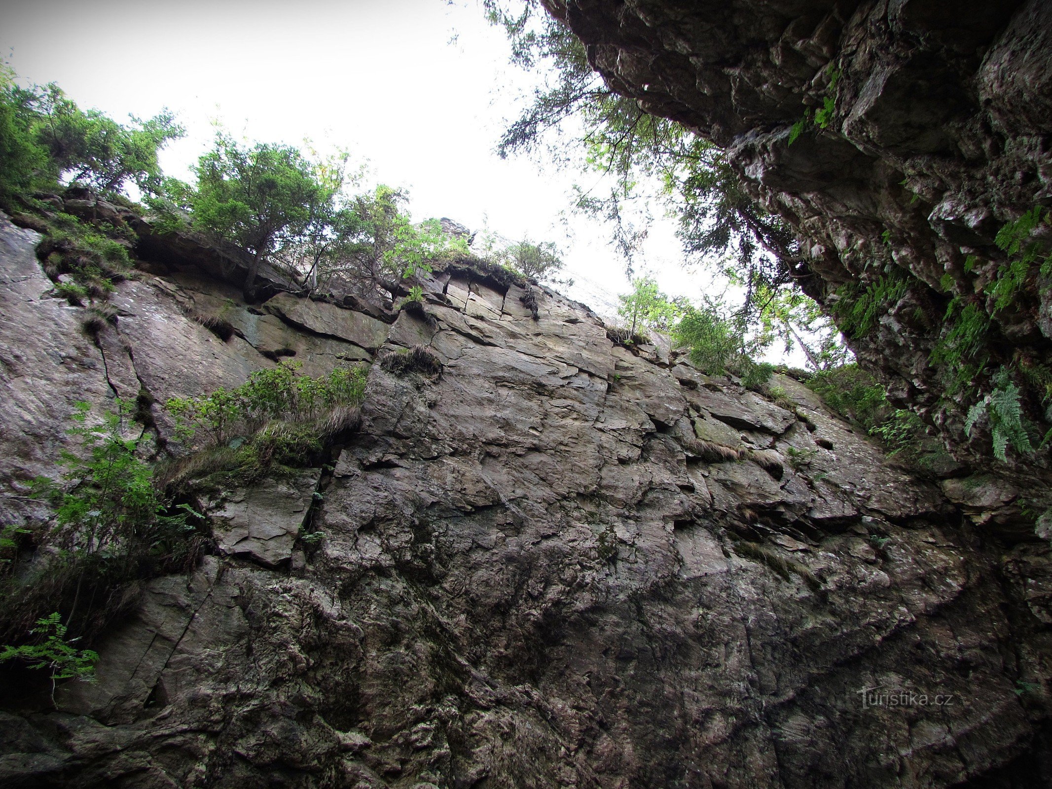 Die Schlucht unter dem Weißen Stein bei Skrítek