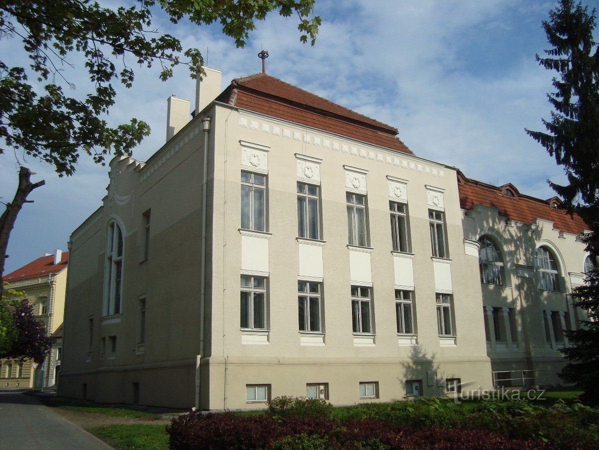 Rue Prostějov-Fügnerova-Sokolovna-Photo: Ulrych Mir.