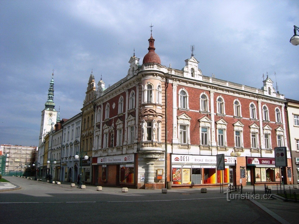 Prostějov-náměstí TGMasaryka-kuća Jana Pavláta iz Olšana-Foto: Ulrych Mir.