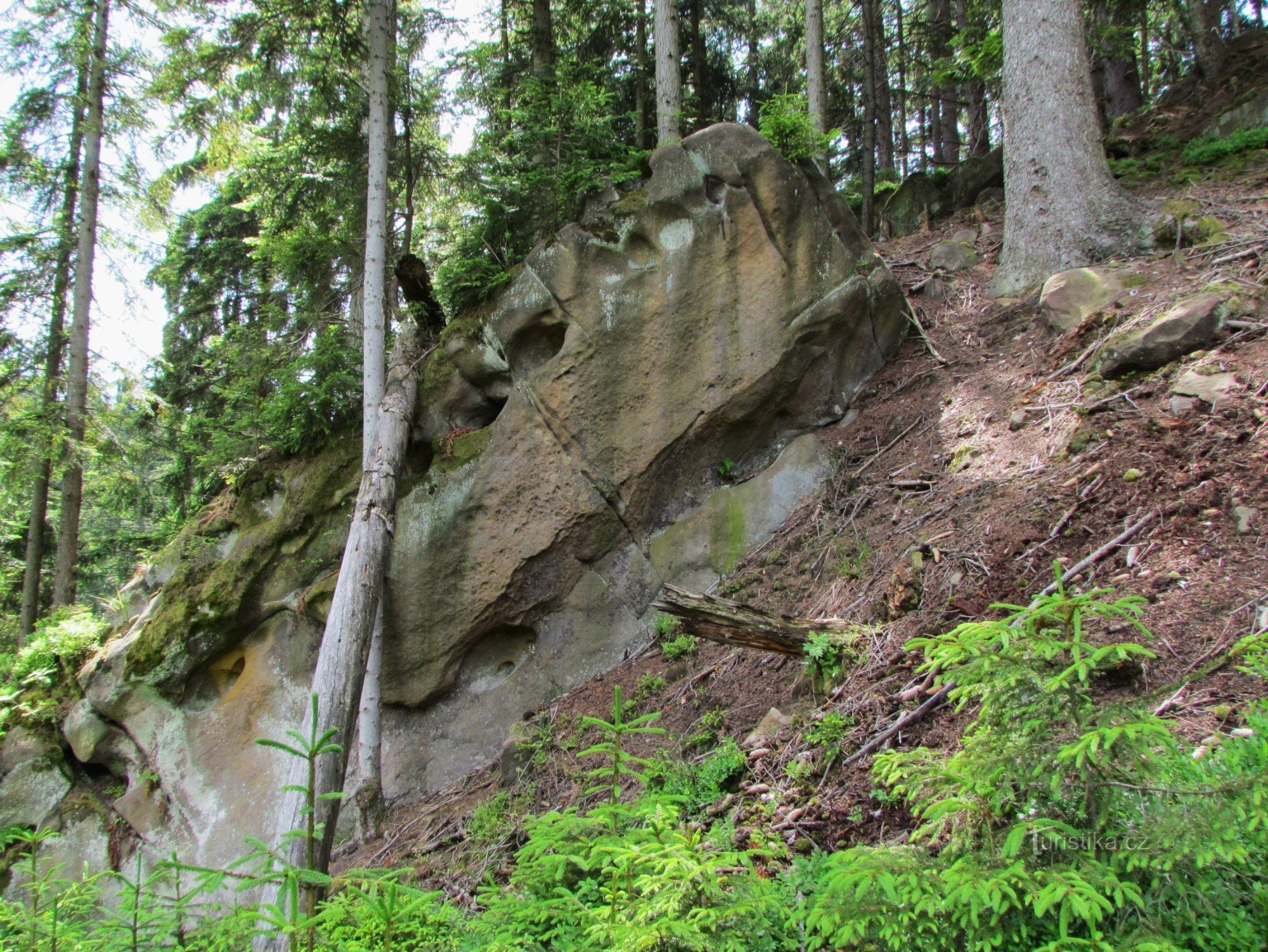 Rocce di medio Lačnov