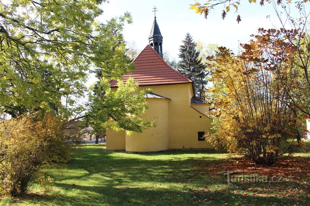 Ellenzem, a Szent Kápolna. Anne