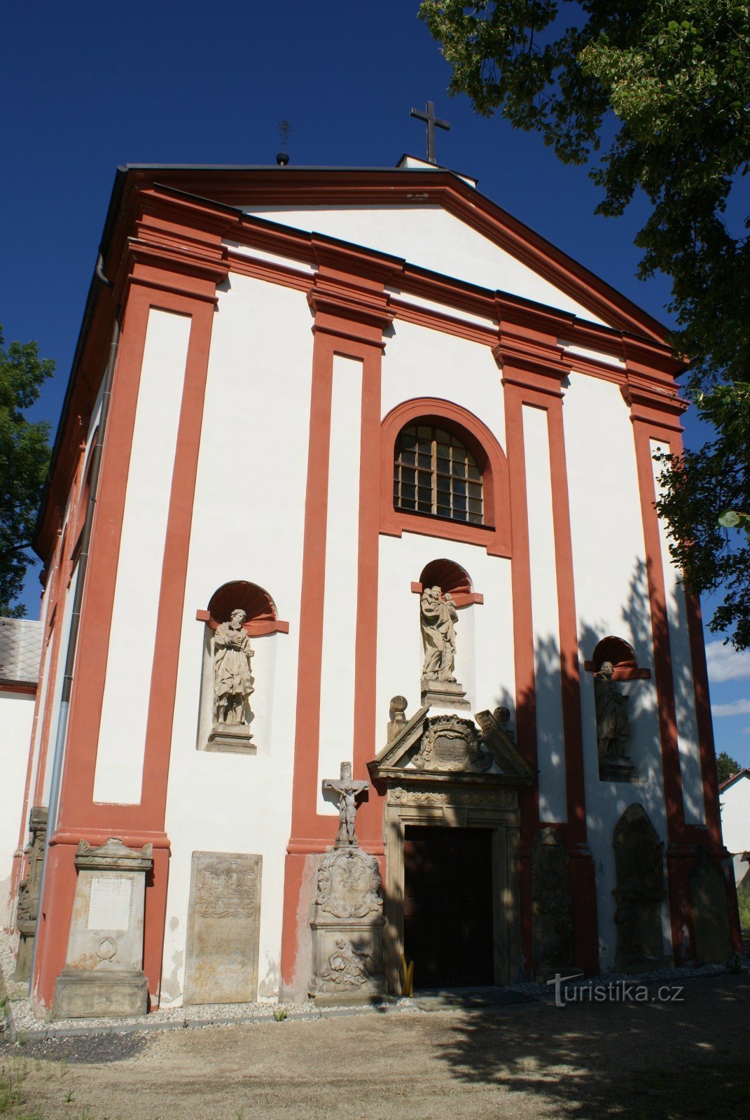 façade de l'église