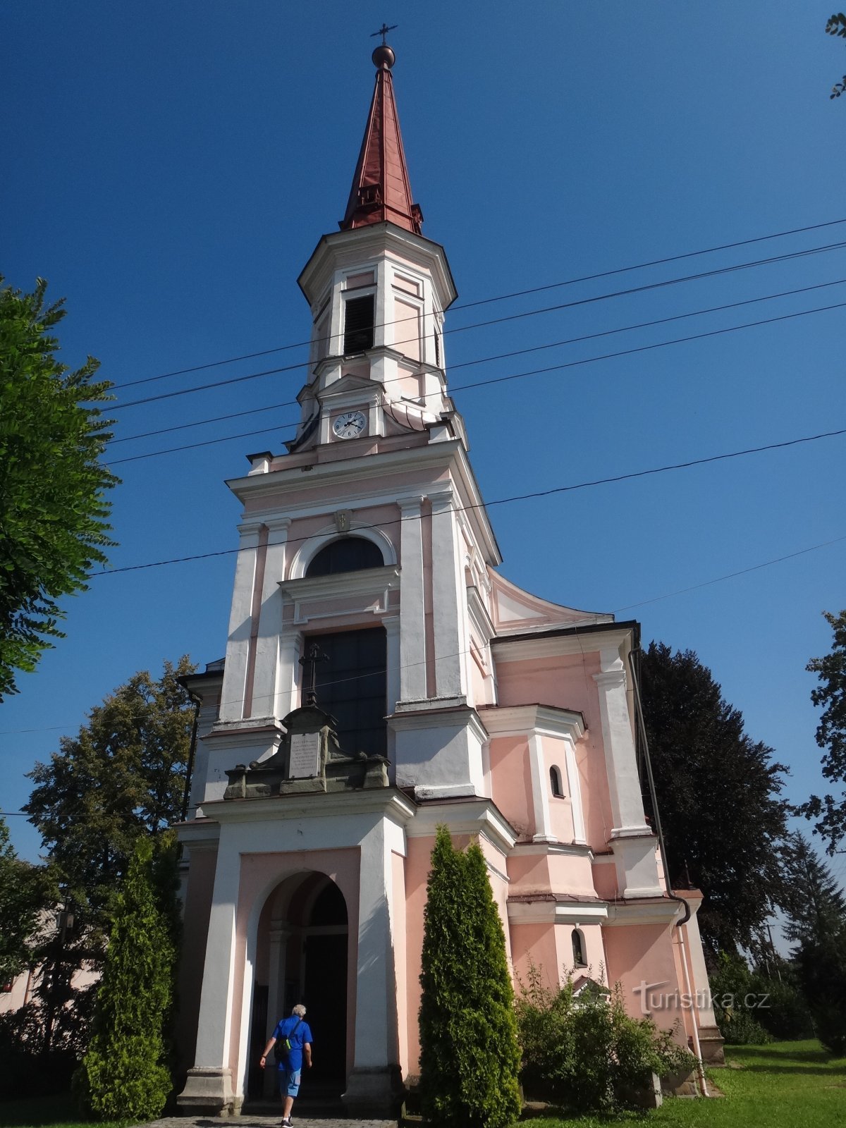 průčelí kostela sv. Hedviky