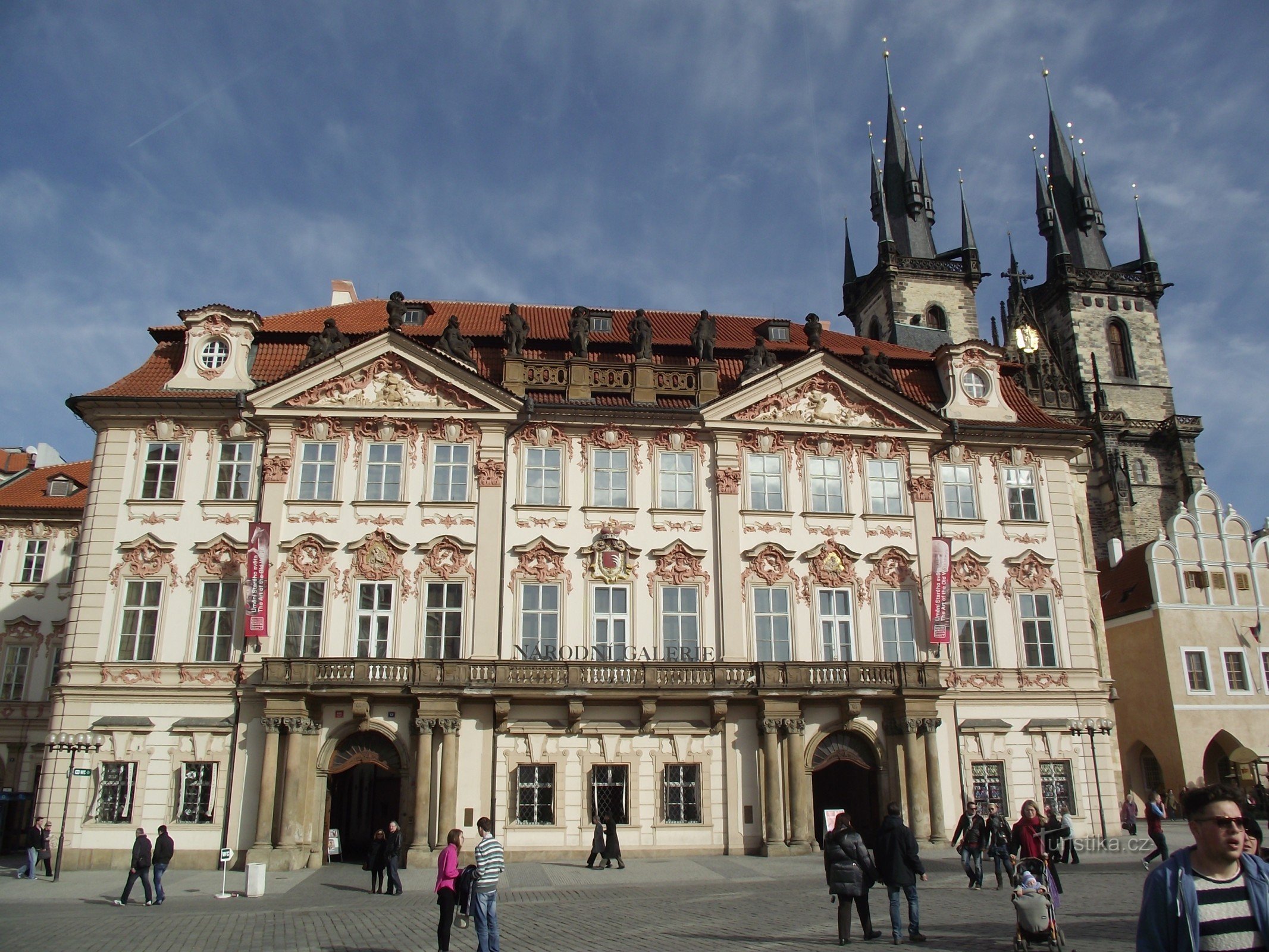 průčelí paláce Kinských