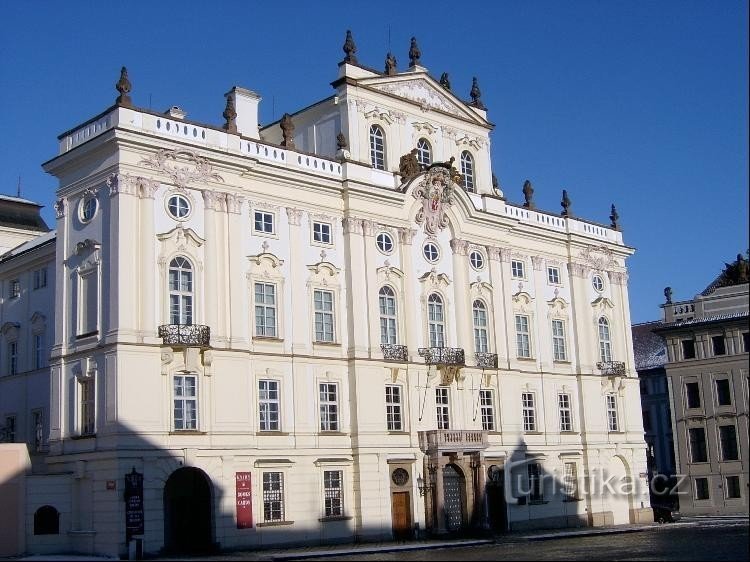 Fachada do palácio: A decoração interior do palácio é extraordinária - o interior como um todo é para você