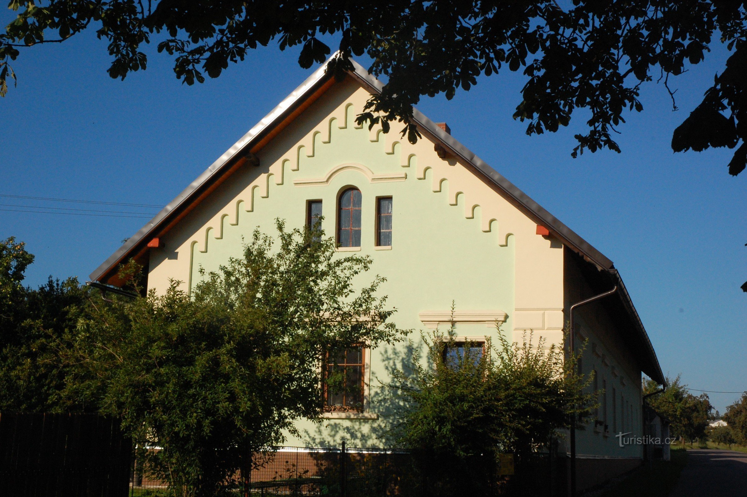 The facade of the farmhouse