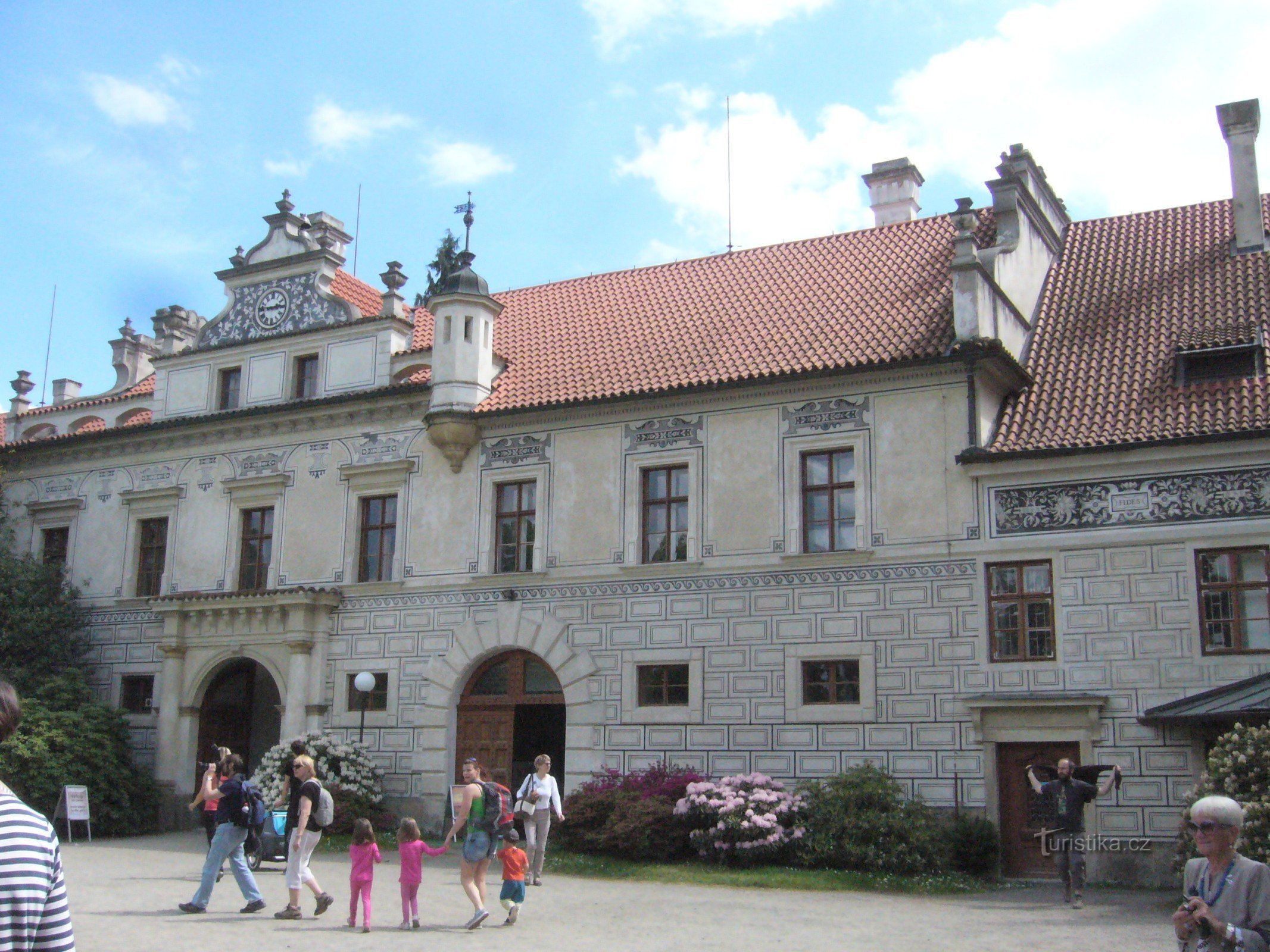 Dvorac i park Průhonice