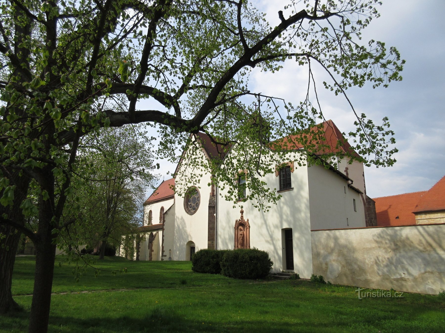 Première vue du monastère