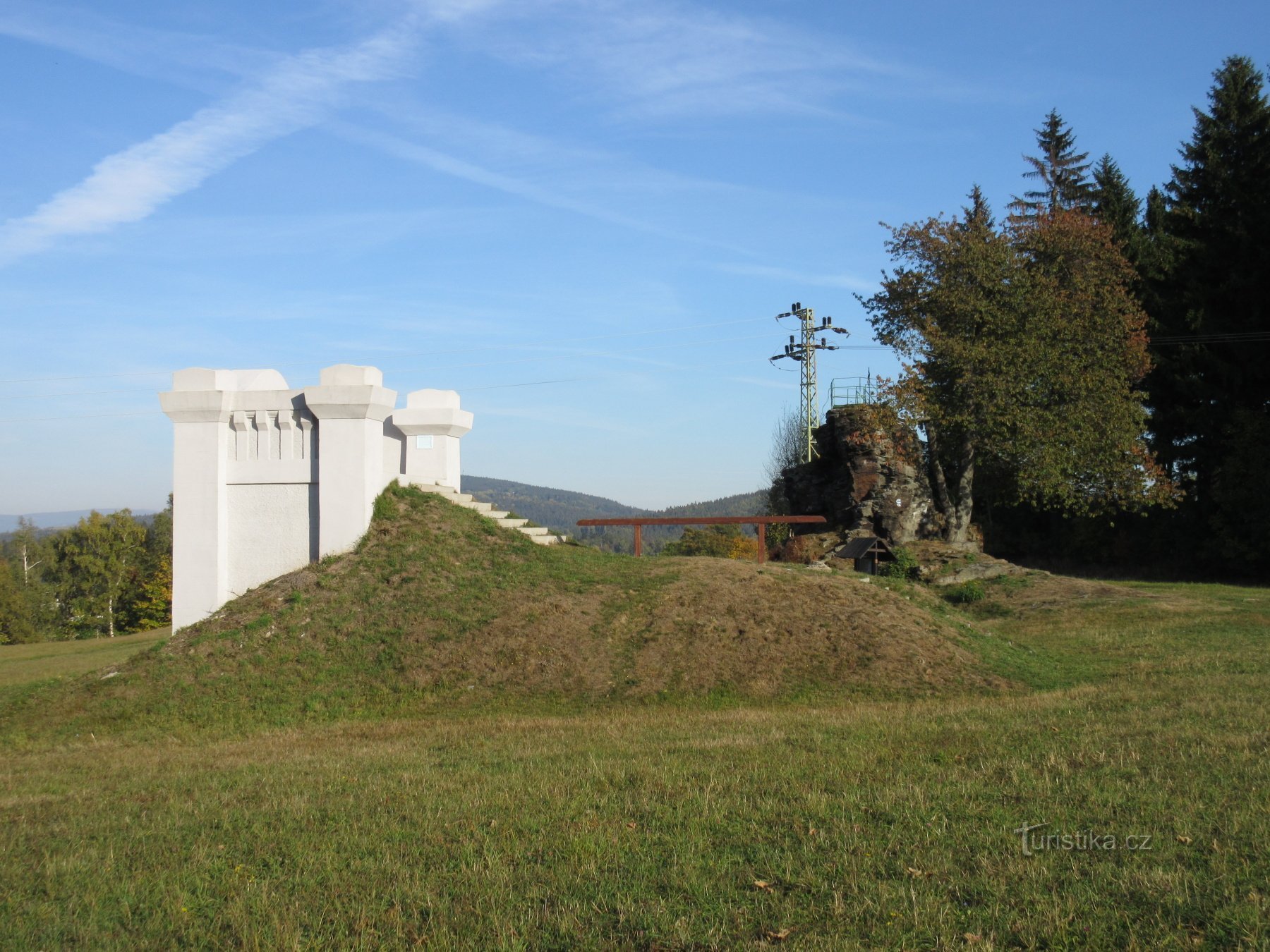 Première vue du réservoir et point de vue