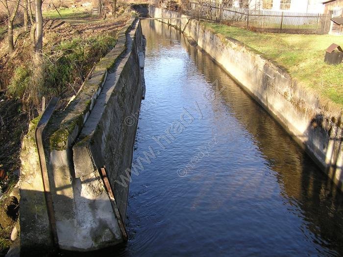 Prženský mlýnský náhon