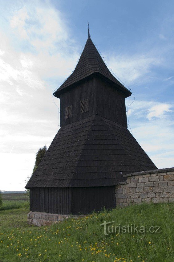 Pesarna - lesen zvonik