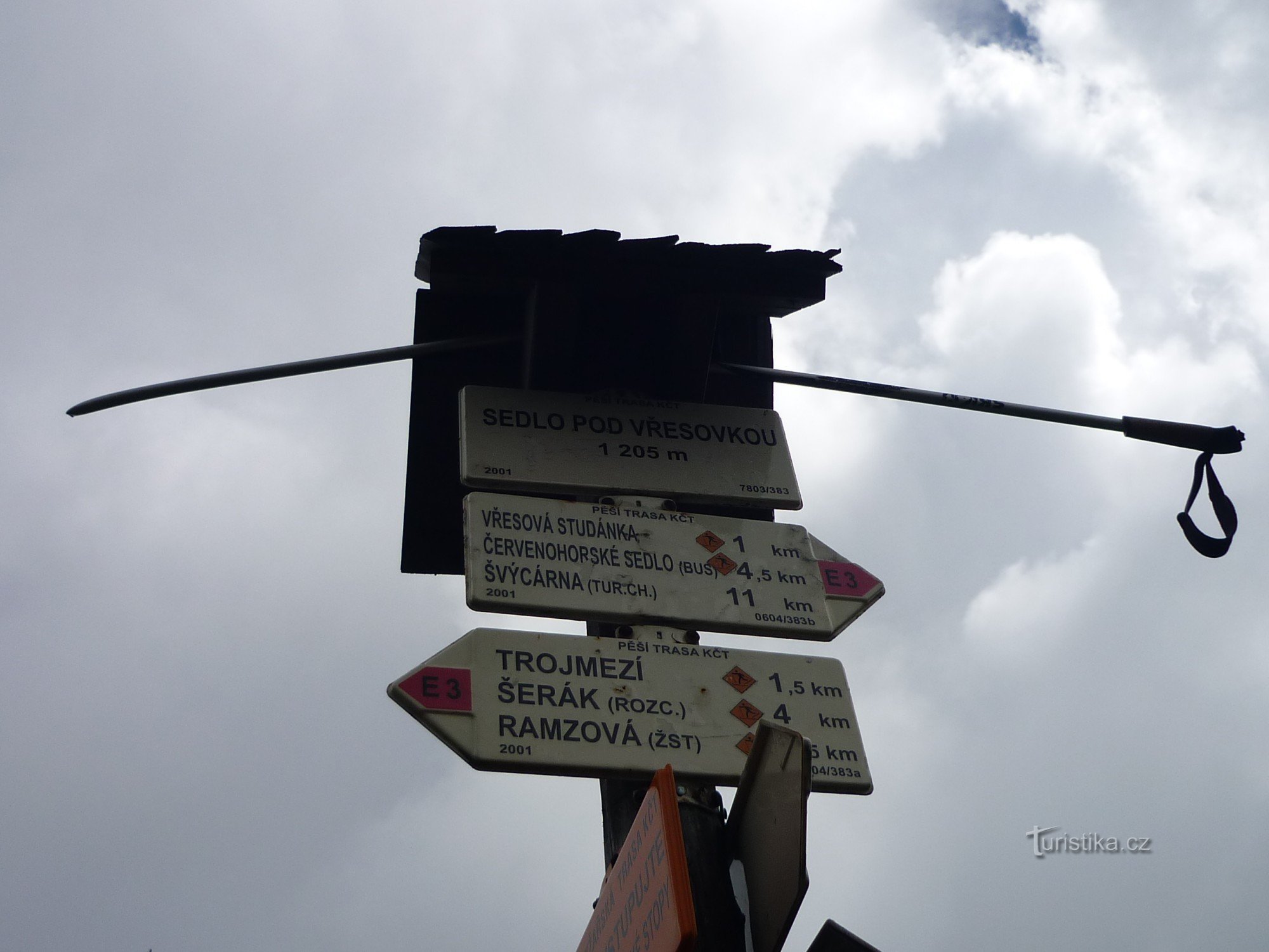 Cross-country pole rental in Sedle pod Vřesovka 1205 meters above sea level