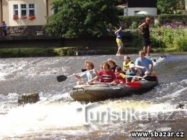 Cho thuê thuyền Malá Skála, sông Jizera, đi bè trên sông Jizera, cho thuê thuyền Malá Skála