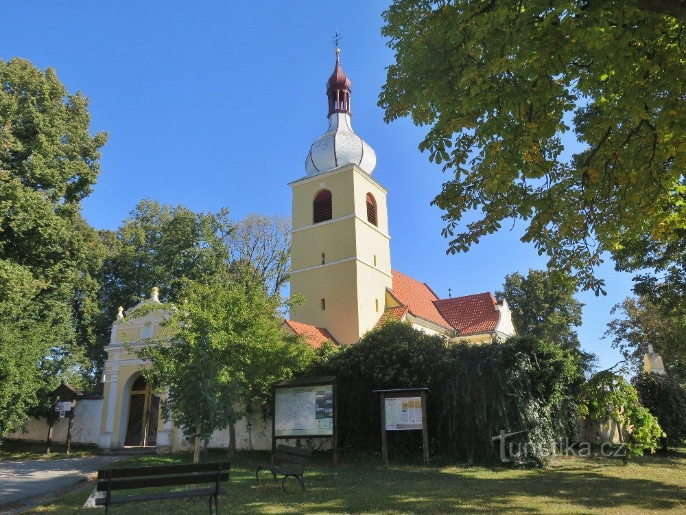 eredetileg a román stílusú Szent Szt. Márton