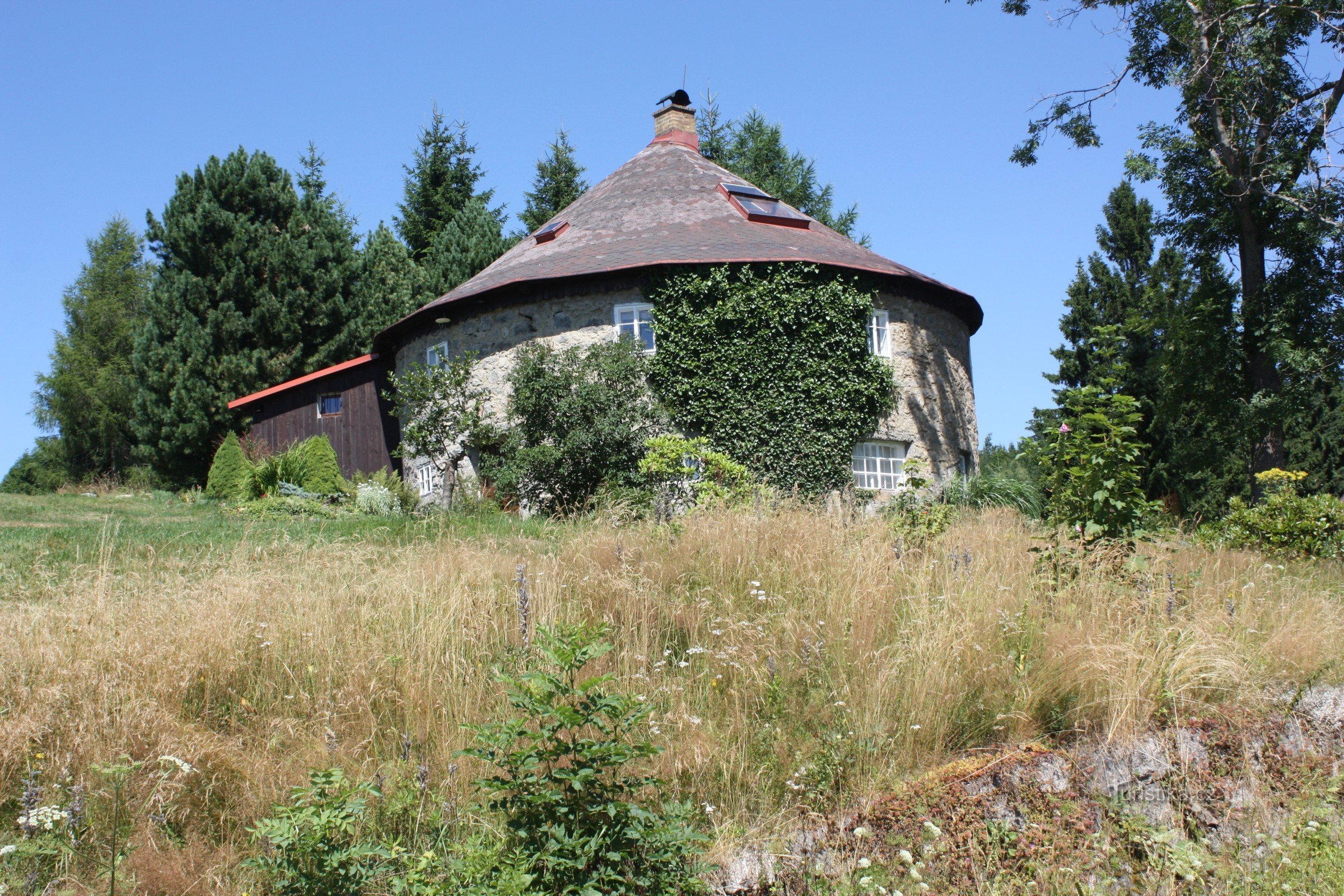 Originalmente un molino de viento en Horní Polubné
